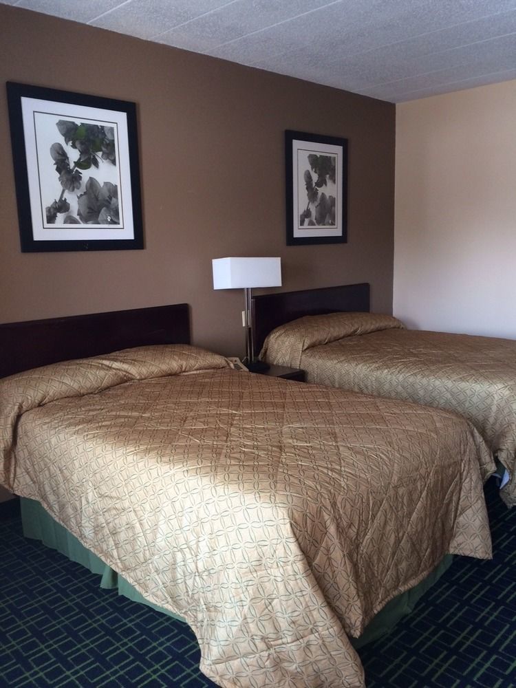 Diamond Inn & Suites Richmond Buitenkant foto
